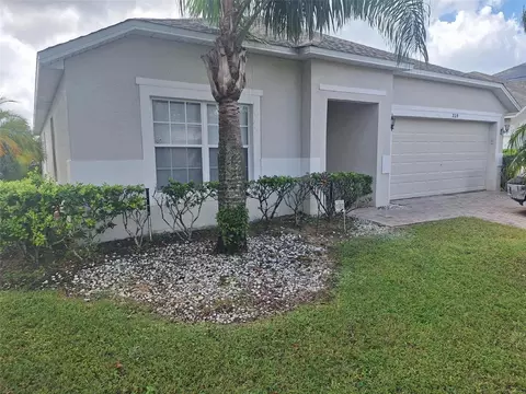 359 Lancaster Dr, Davenport, FL 33897