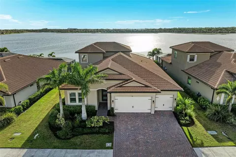 513 Maraviya Blvd, Nokomis, FL 34275