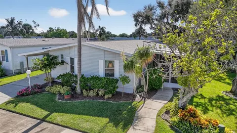 165 Nightingale Cir, Ellenton, FL 34222