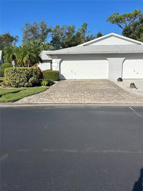 3642 Bonaventure Ct, Sarasota, FL 34243