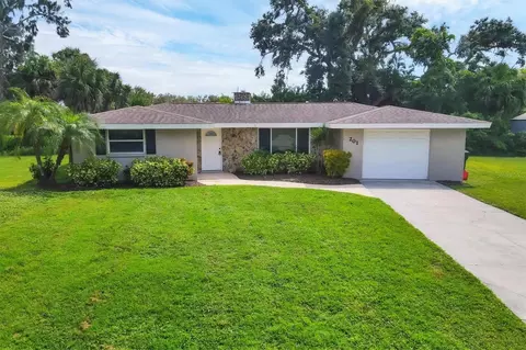 201 Dragon Rd, Venice, FL 34293