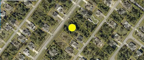 N Chamberlain Boulevard, North Port, FL 34286