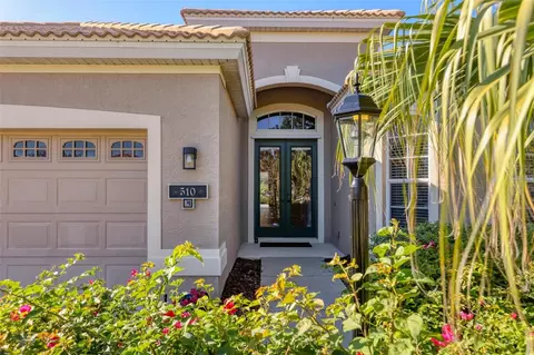 510 Latitude Ln, Osprey, FL 34229