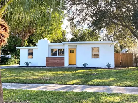 210 84th Ave N, Saint Petersburg, FL 33702