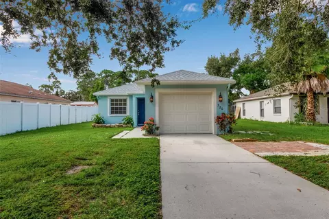 320 Browns Rd, Nokomis, FL 34275