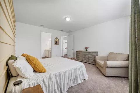 Bedroom - 11237 Rolling Fork Trl, Parrish, FL 34219 photo 2 of 6