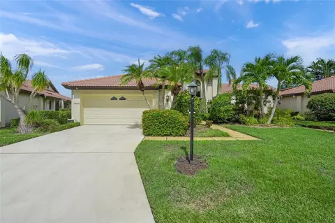 7475 Oak Moss Dr #20, Sarasota, FL 34241