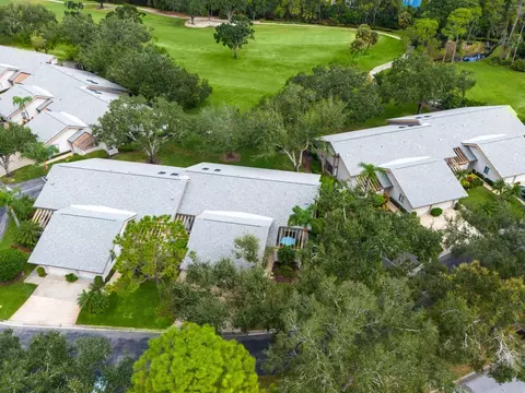5527 Kingsmere #36, Sarasota, FL 34235