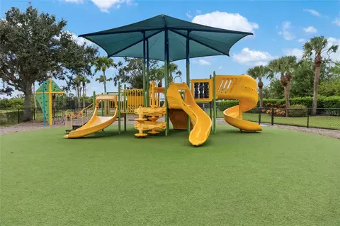 View/Area - 8746 Stone Harbour Loop, Bradenton, FL 34212 photo 17 of 20