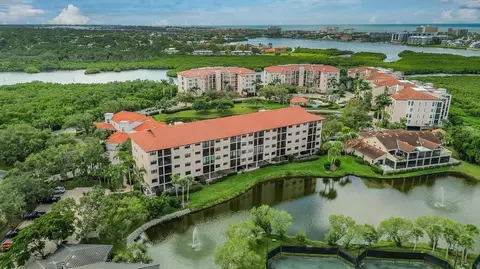 5408 Eagles Point Cir #102, Sarasota, FL 34231