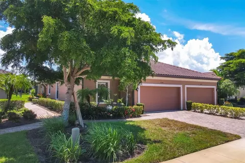 8248 Varenna Dr, Sarasota, FL 34231