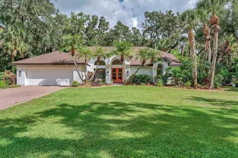 8704 Misty Creek Dr, Sarasota, FL 34241