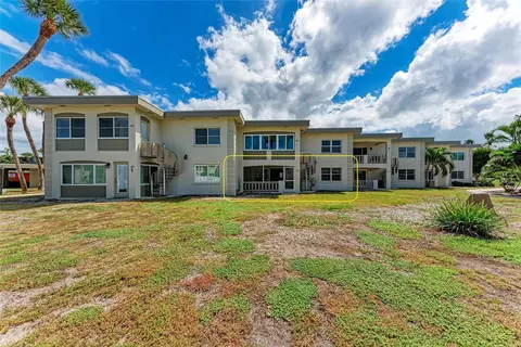 6300 Flotilla Dr #105, Holmes Beach, FL 34217
