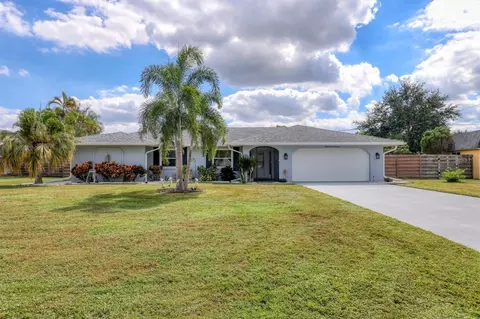 3724 Calliandra Dr, Sarasota, FL 34232