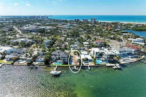 244 N Washington Dr, Sarasota, FL 34236