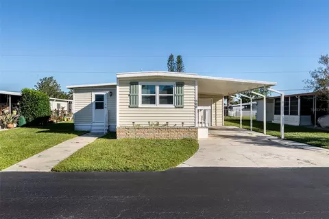 365 Andros Dr, Sarasota, FL 34233