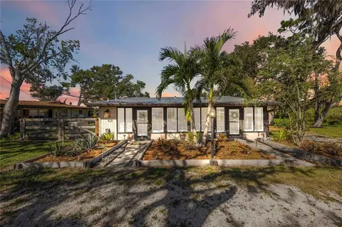 6504 Lincoln Rd, Bradenton, FL 34203