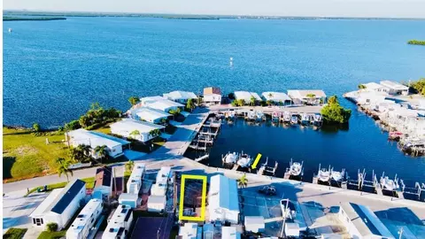 15 Basin St, Palmetto, FL 34221