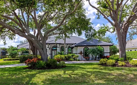 Exterior - 600 Eagle Watch Ln, Osprey, FL 34229 photo 3 of 18