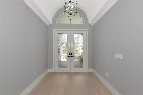 Entry Way - 600 Eagle Watch Ln, Osprey, FL 34229 photo 2 of 5