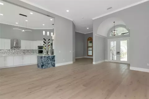 Living - 600 Eagle Watch Ln, Osprey, FL 34229 photo 3 of 9
