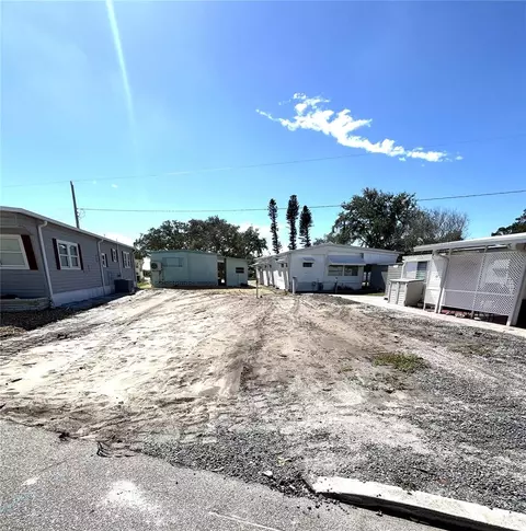 6920 W Bayou Ln, Bradenton, FL 34207