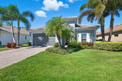 12107 Perennial Pl, Lakewood Ranch, FL 34211