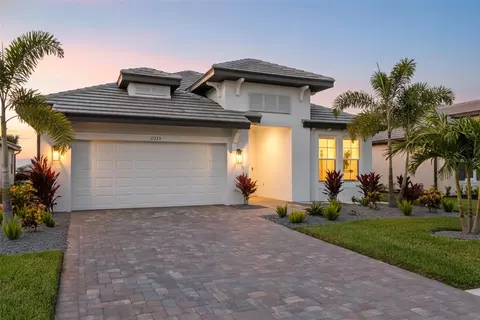 17333 Savory Mist Cir, Lakewood Ranch, FL 34211