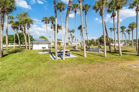 104 Via Veneto, Venice, FL 34285 photo 37