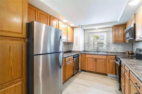 104 Via Veneto, Venice, FL 34285 photo 17
