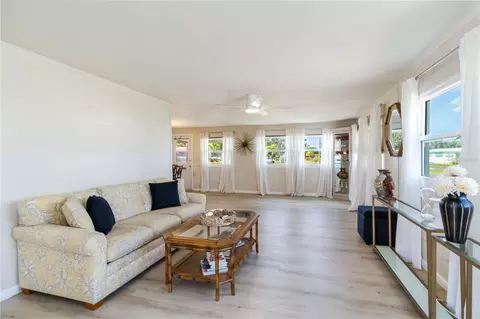 104 Via Veneto, Venice, FL 34285 photo 7