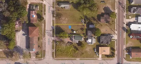 800 N 18th St, Fort Pierce, FL 34950