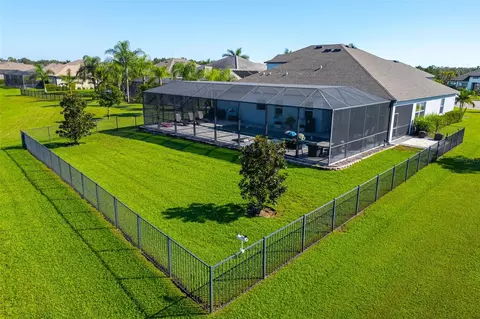 Exterior - 1811 151st Ter E, Parrish, FL 34219 photo 12 of 17
