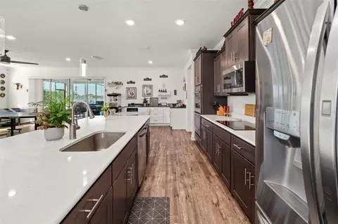 Kitchen - 1811 151st Ter E, Parrish, FL 34219 photo 5 of 6