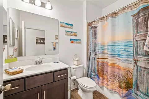 Bath - 1811 151st Ter E, Parrish, FL 34219 photo 6 of 7