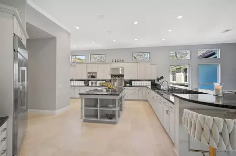 Kitchen - 854 Macewen Dr, Osprey, FL 34229 photo 2 of 8