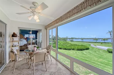 4832 Independence Dr, Bradenton, FL 34210