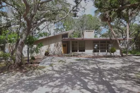 5453 Avenida Del Mare, Sarasota, FL 34242
