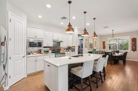 Kitchen - 17148 Hampton Falls Ter, Bradenton, FL 34202 photo 1 of 4