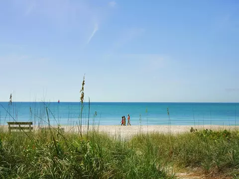 View/Area - 18 N Casey Key Rd, Osprey, FL 34229 photo 6 of 7