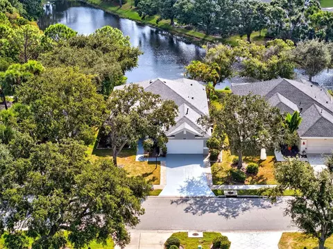6617 Cheswick St, Sarasota, FL 34243