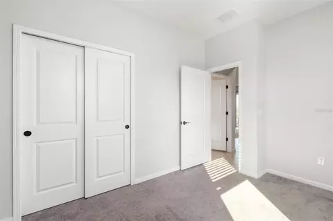 Bedroom - 9406 Lamine Way, Parrish, FL 34219 photo 3 of 9