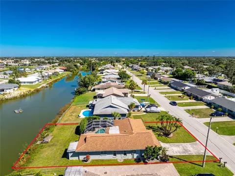 557 Briarwood Rd, Venice, FL 34293
