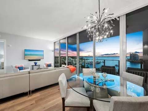 1155 N Gulfstream Ave #703, Sarasota, FL 34236