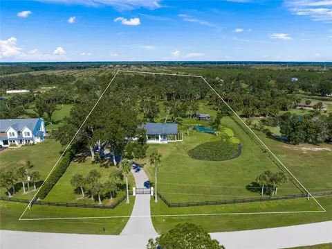7012 Saddle Creek Cir, Sarasota, FL 34241