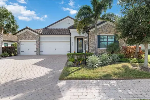 7131 Whittlebury Trl, Bradenton, FL 34202
