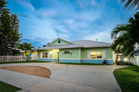 303 Harrison Ave, Cape Canaveral, FL 32920
