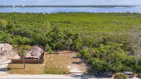 3017 Avenue C, Holmes Beach, FL 34217 photo 4