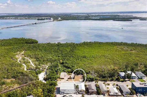 3017 Avenue C, Holmes Beach, FL 34217 photo 7