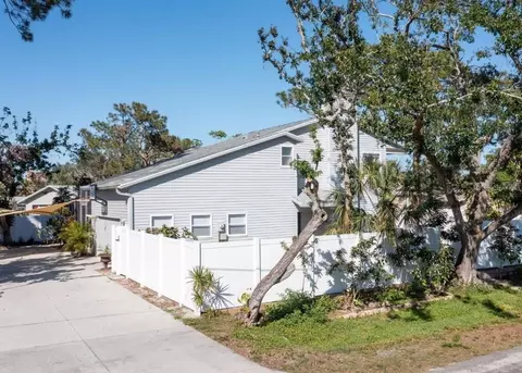 1705 Wharf Rd, Sarasota, FL 34231